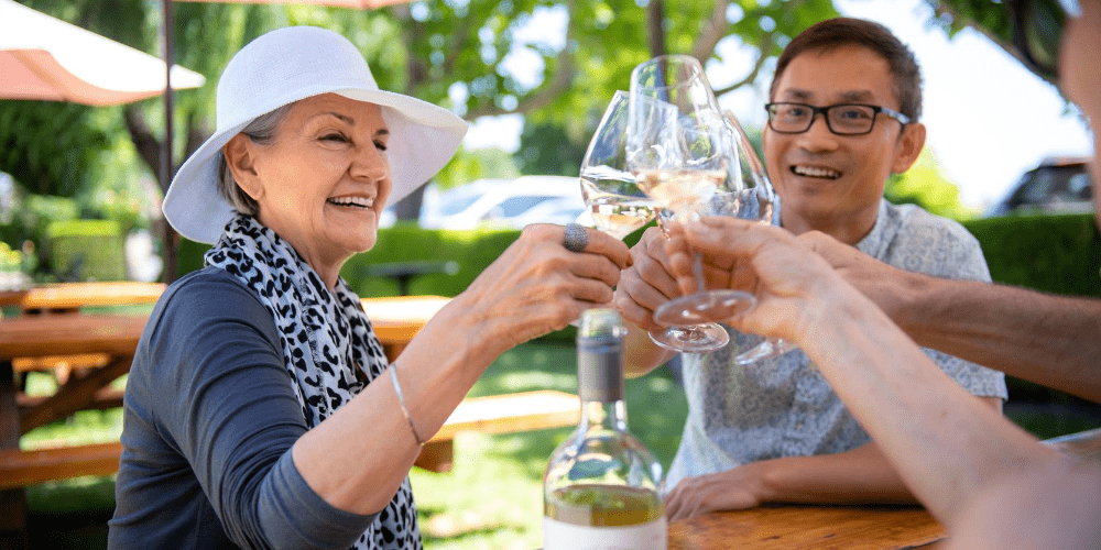 people toasting