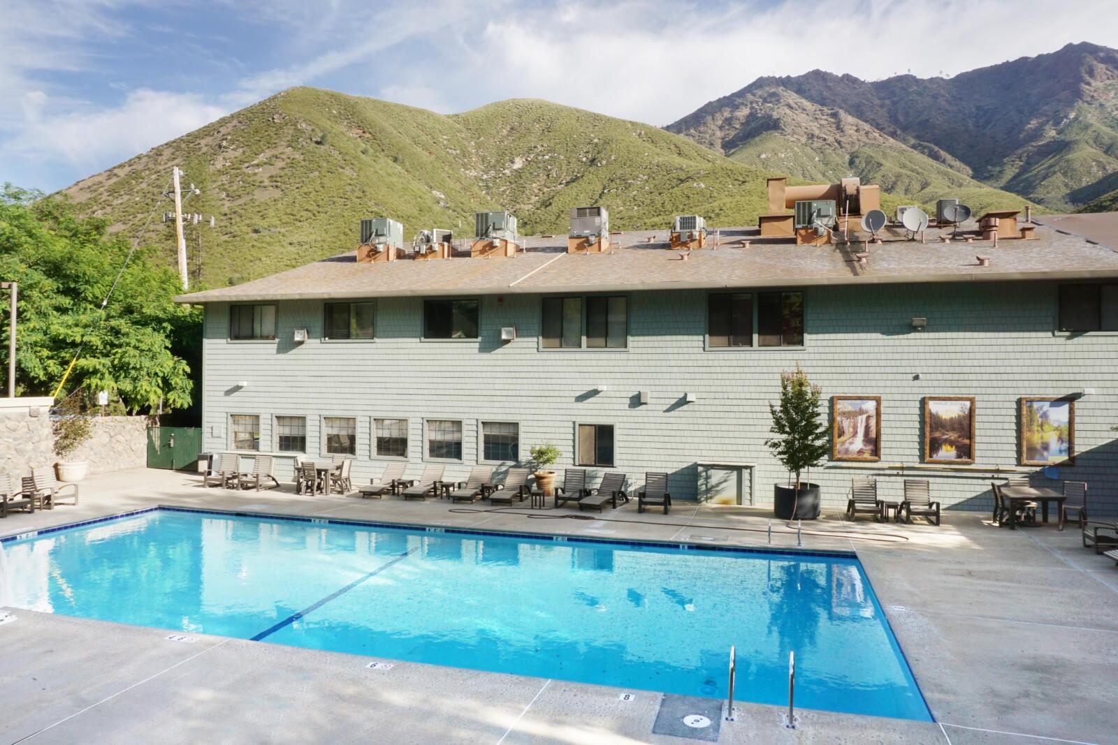 Yosemite Overnight Tour from San Francisco with a Stay Cedar Lodge ...