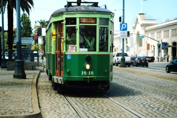 green street car in san francisco