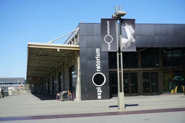 Exploratorium budling 